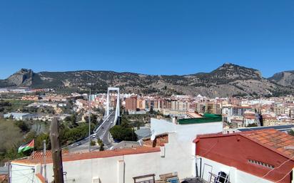 Vista exterior de Pis en venda en Alcoy / Alcoi amb Aire condicionat, Terrassa i Moblat