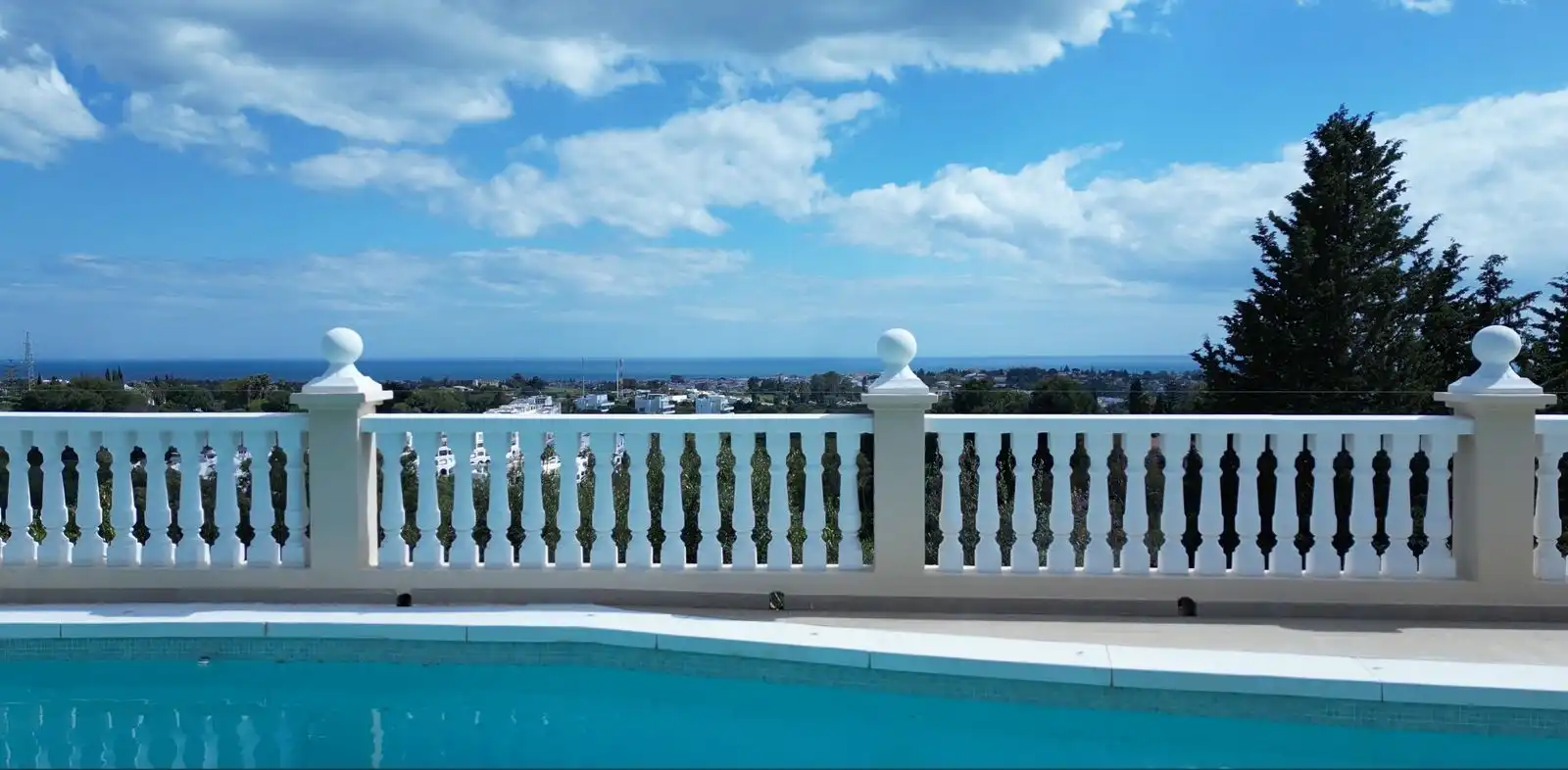 Chalet con piscina en venta en La Quinta, imagen 24
