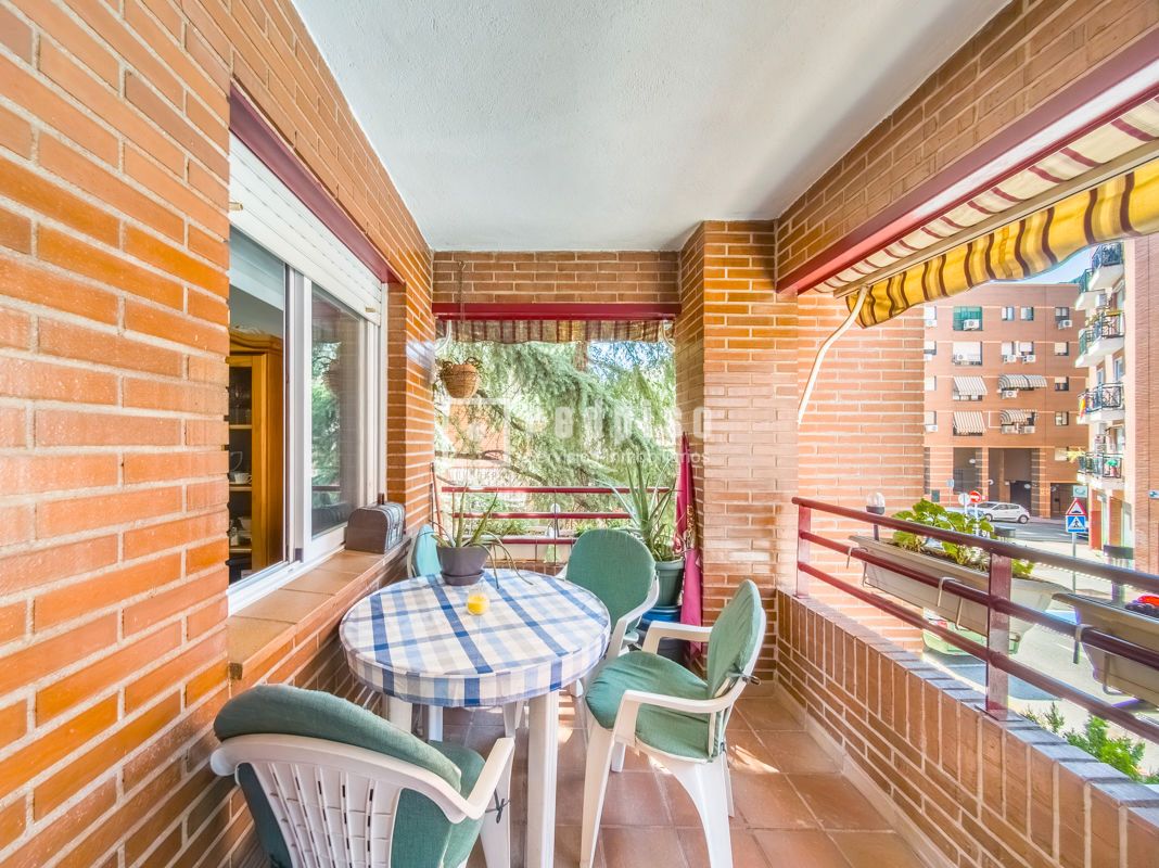 Jardí de Dúplex en venda en Alcorcón amb Calefacció, Jardí privat i Parquet