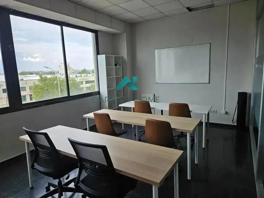 Büro zur Miete in Madrid mit Klimaanlage und Heizung