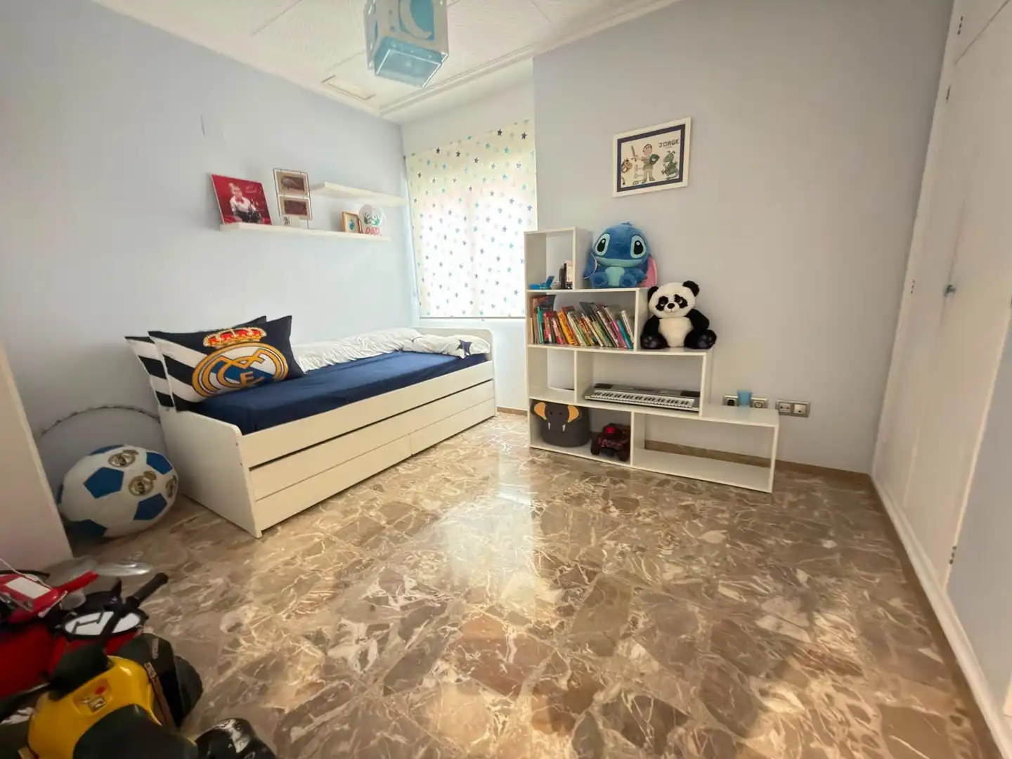 Sala d'estar de Edifici en venda en Alicante / Alacant
