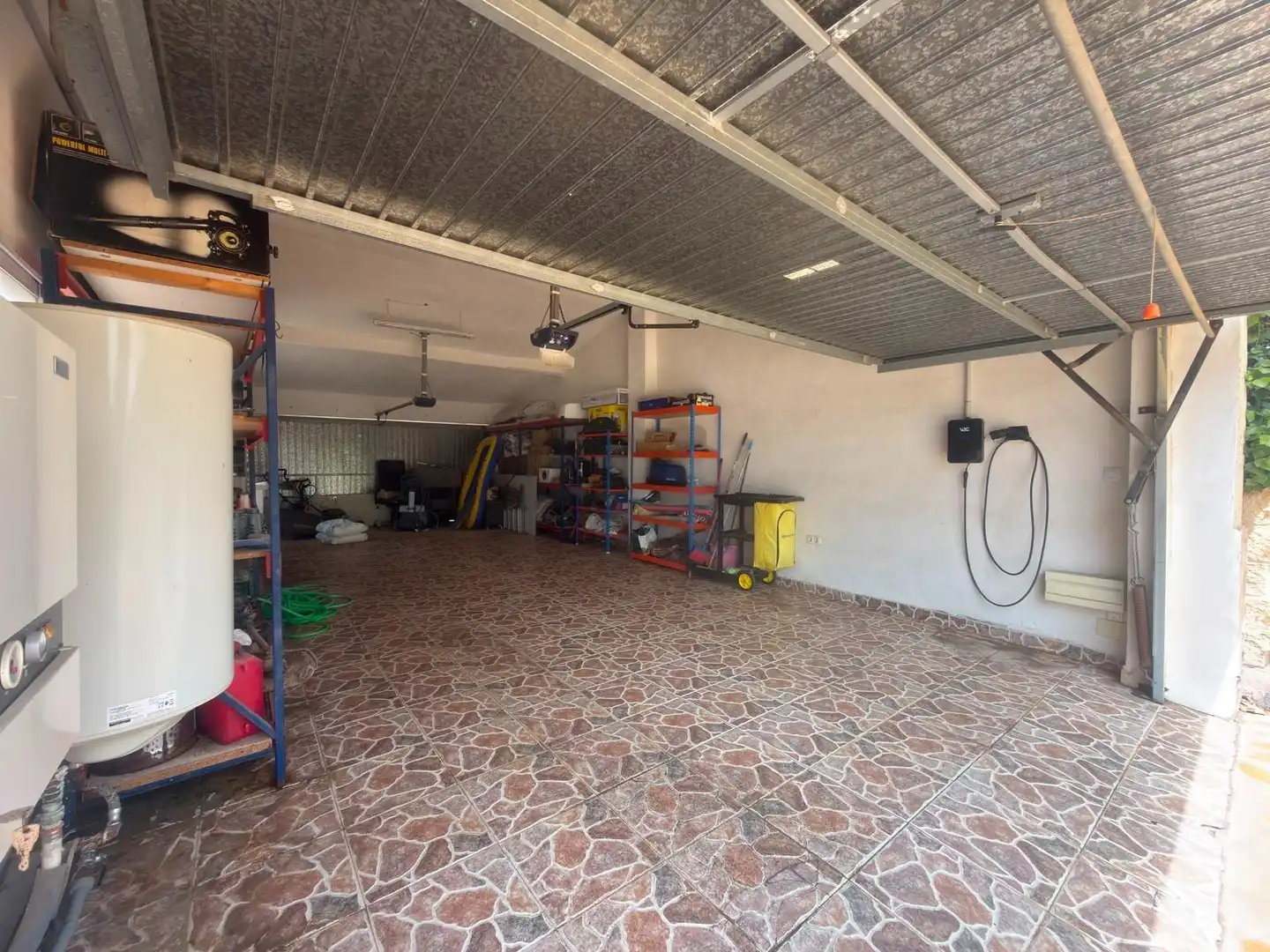 Casa o xalet en venda en Alicante / Alacant amb Aire condicionat, Calefacció i Jardí privat