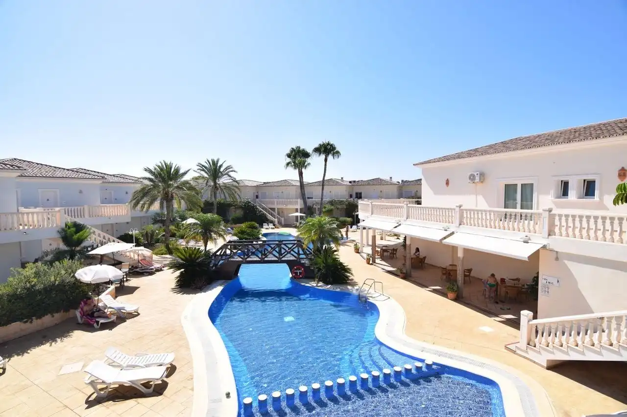 Piscina de Apartamento en venta en Benissa con Aire acondicionado, Calefacción y Jardín privado