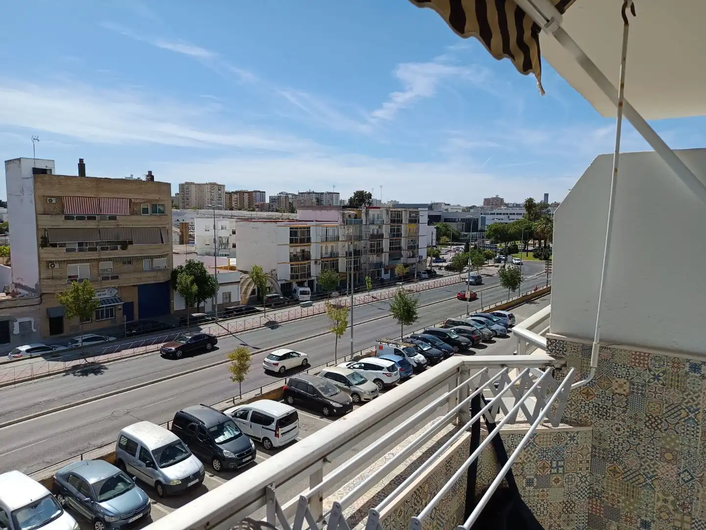 Wohnung mit Garten zum Verkauf in Avenida Arcos de la Frontera 4