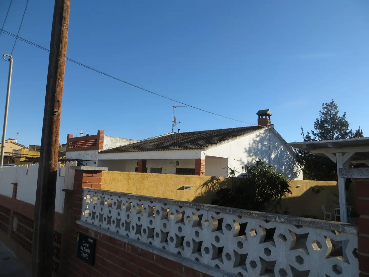 Casa amb jardí en venda a Santa Oliva