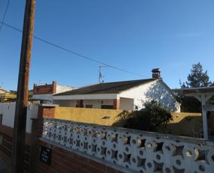Exterior view of House or chalet for sale in Santa Oliva