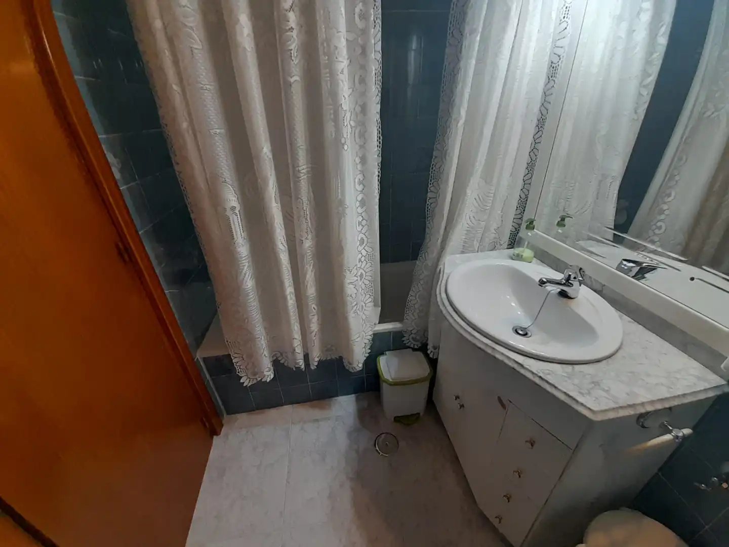 Baño de Piso en venta en Puertollano con Aire acondicionado, Calefacción y Balcón
