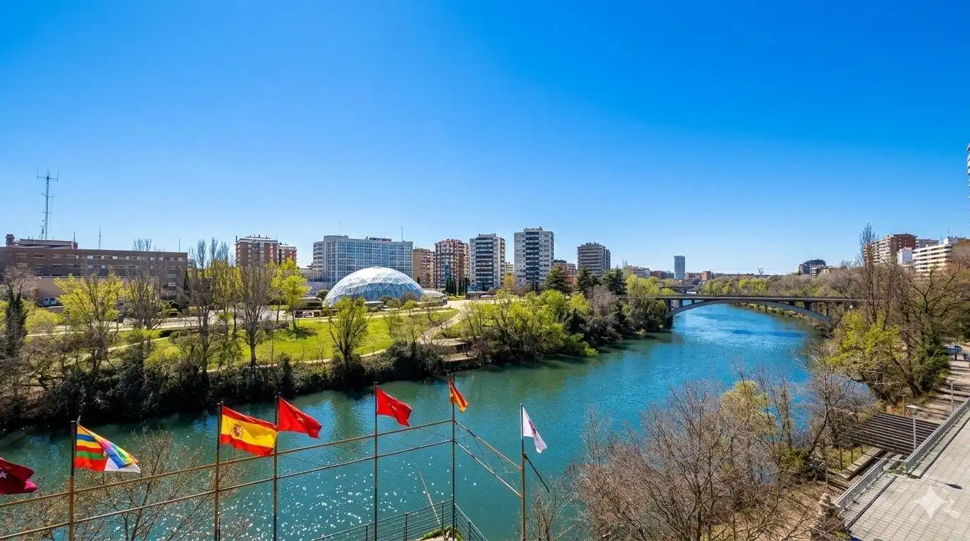 Exterior view of Flat for sale in Valladolid  with Terrace