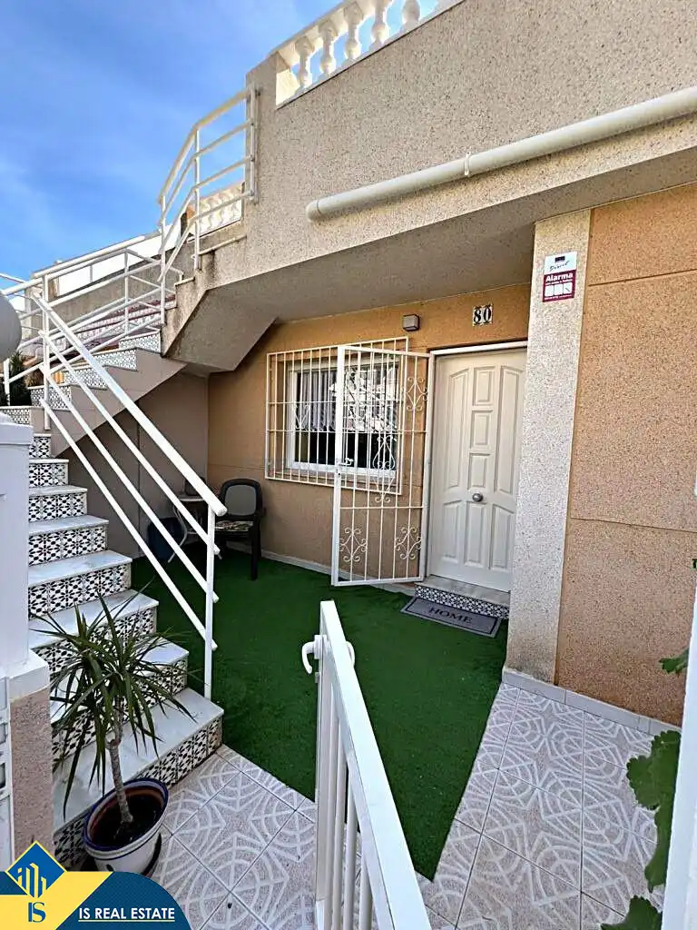 Bungalow con piscina en venta en Orihuela Costa, imagen 3