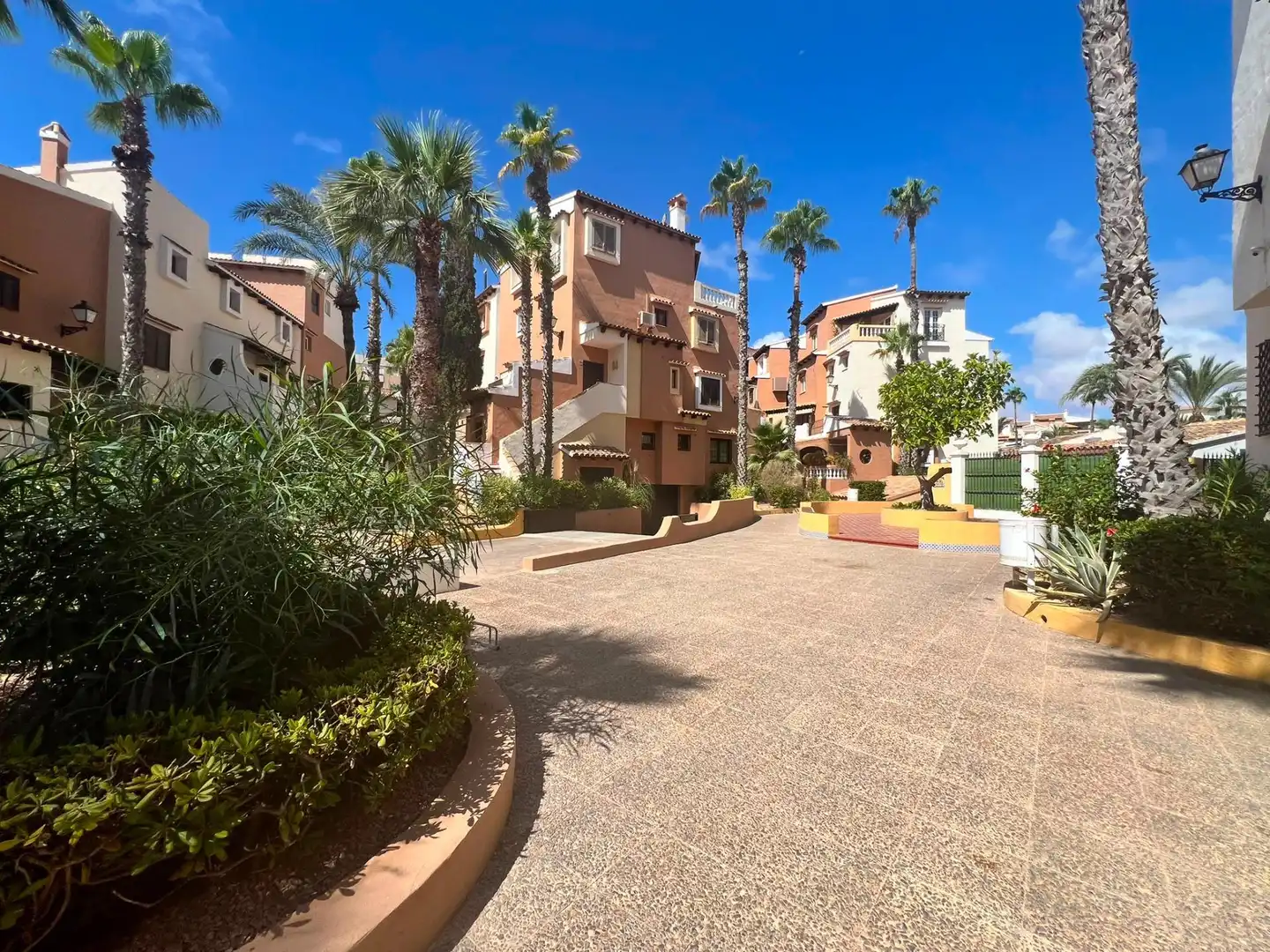 Vista exterior de Apartamento en venta en Madrid