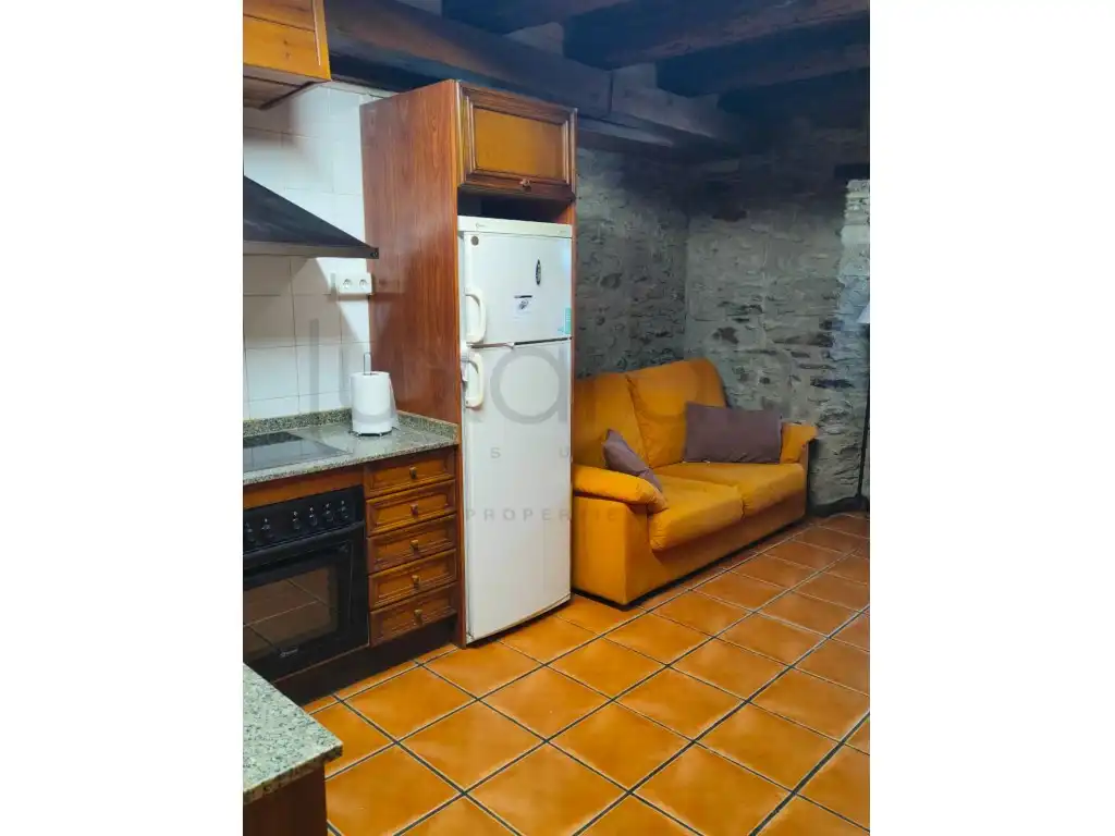 Appartement compact à louer à Carrèr Ilia, 1 1, imagen 2