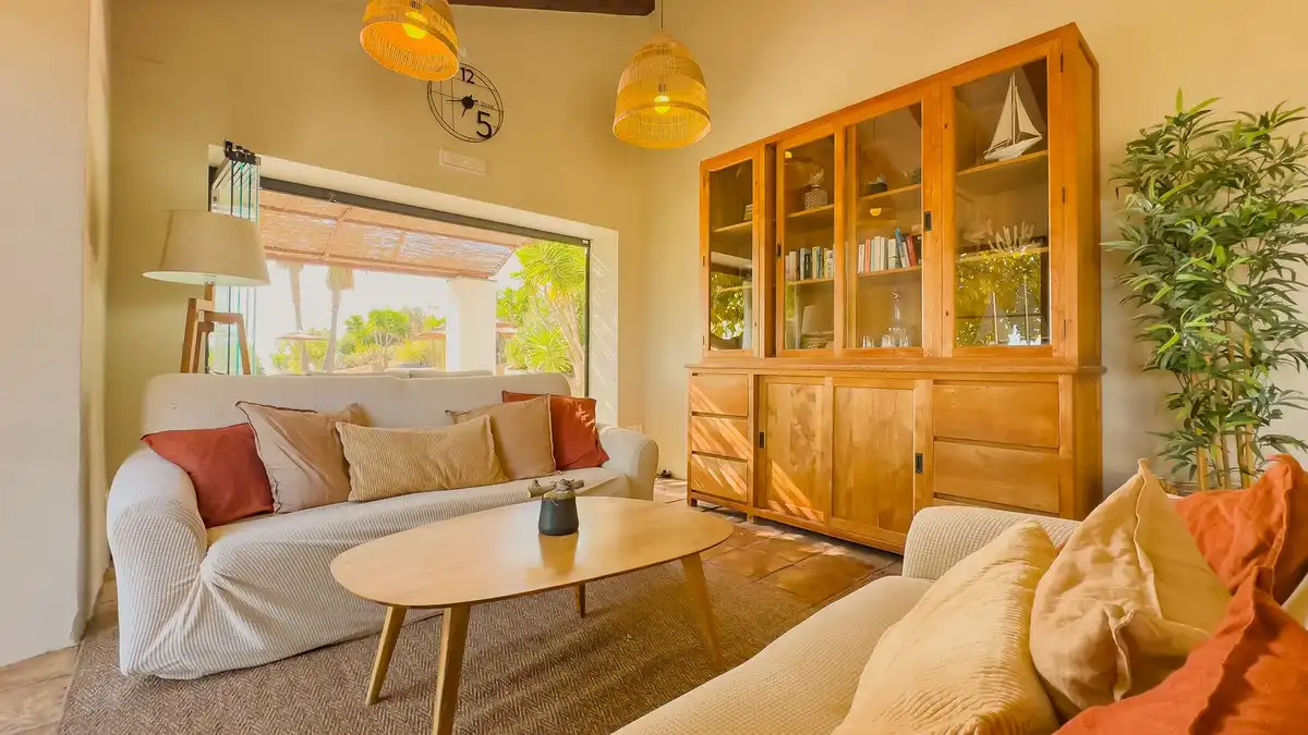 Sala d'estar de Finca rústica en venda en Villanueva de la Concepción amb Aire condicionat, Jardí privat i Terrassa