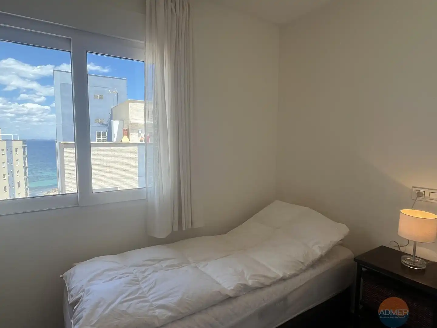Schlafzimmer von Wohnung zum Verkauf in La Manga del Mar Menor mit Klimaanlage, Heizung und Terrasse