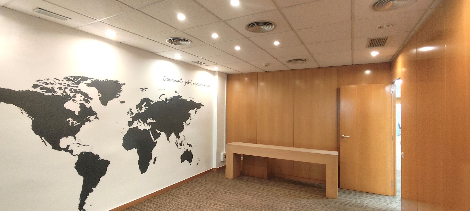 Office to rent in  Barcelona Capital  with Air Conditioner and Alarm