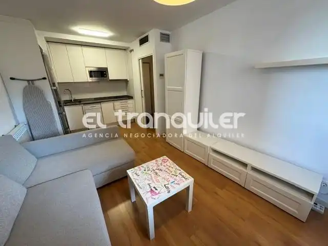 Flat for rent in Calle Jazmin, Costillares