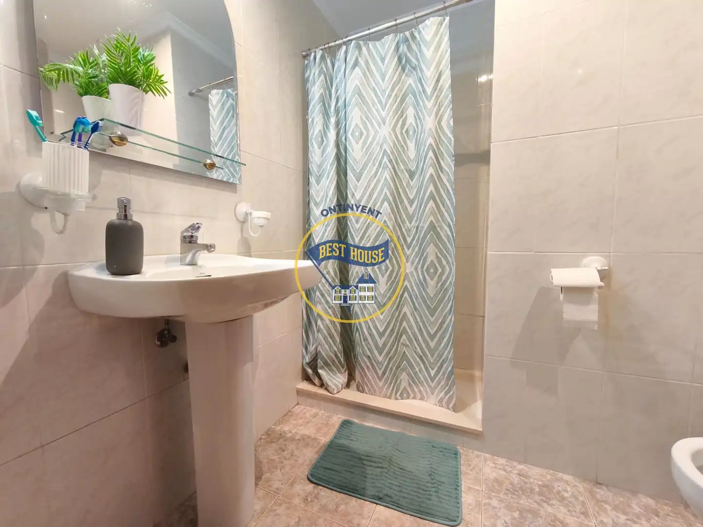 Bathroom of Flat for sale in Ontinyent