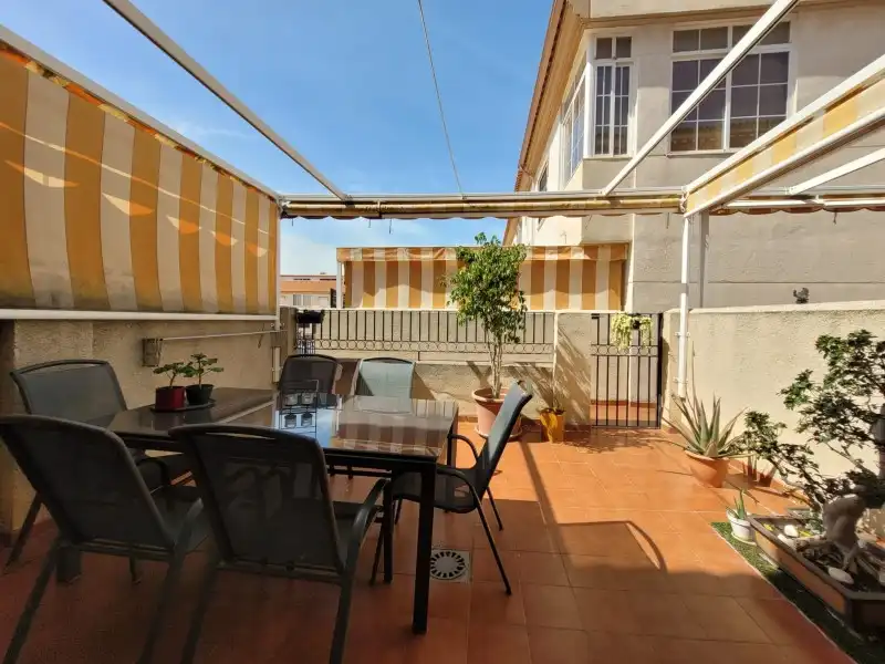 Casa adosada en venda a Calle Mar del Norte, 77, Jardines de Alhaurín - Huerta Alta - Fuensanguínea