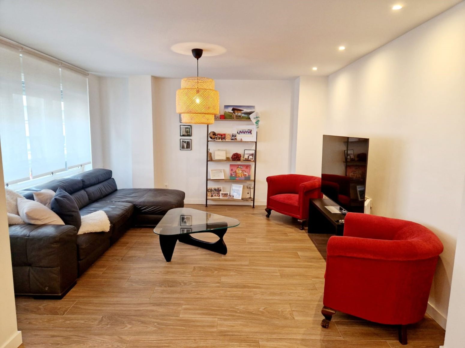 Living room of Flat for sale in Avilés  with Heating, Terrace and Storage room