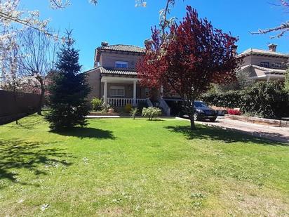 Jardí de Casa o xalet de lloguer en Pedrezuela amb Terrassa