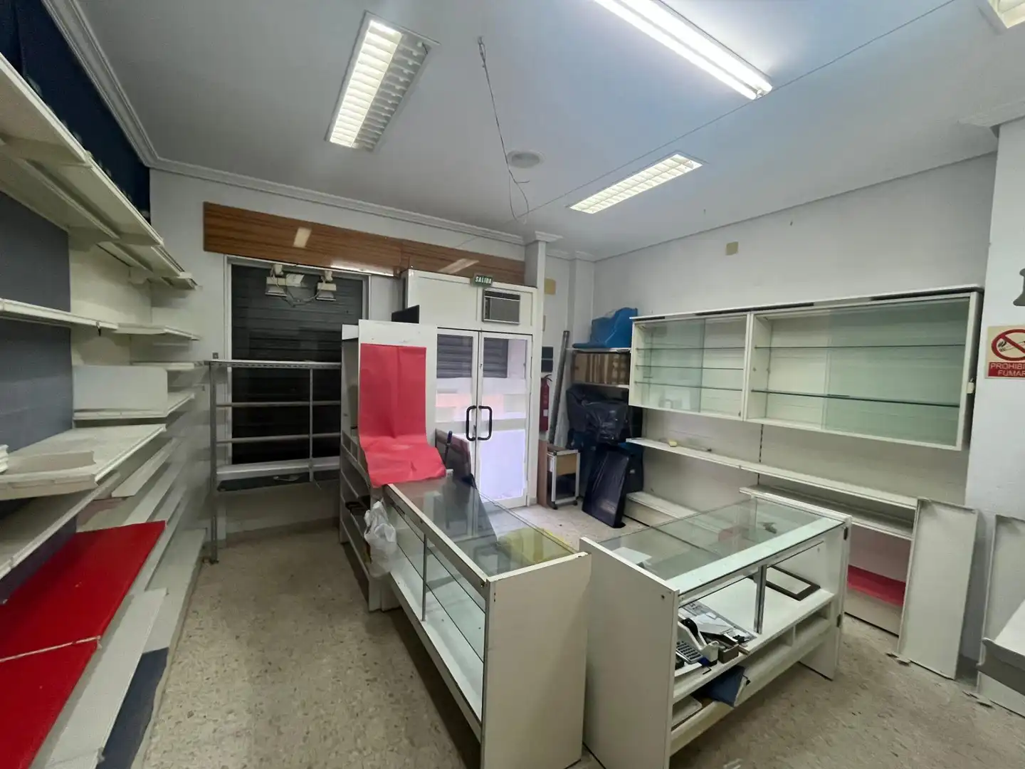 Local en venta en Sevilla con Aire acondicionado y Amueblado