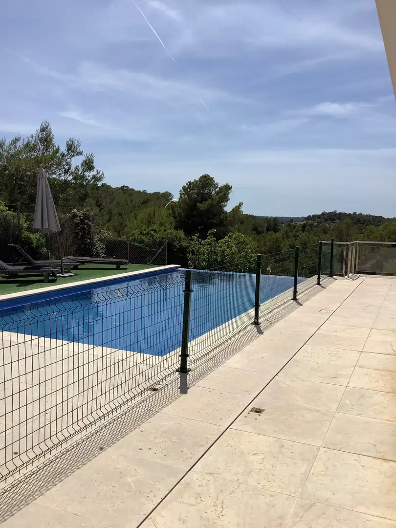 Schwimmbecken von Haus oder Chalet zum Verkauf in Calvià mit Klimaanlage, Privatgarten und Terrasse
