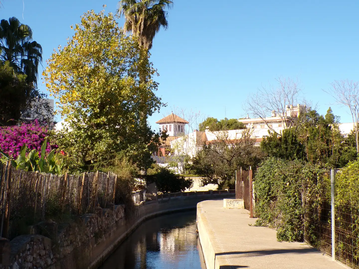 Vista exterior de Casa adosada en venta en Godella con Jardín privado
