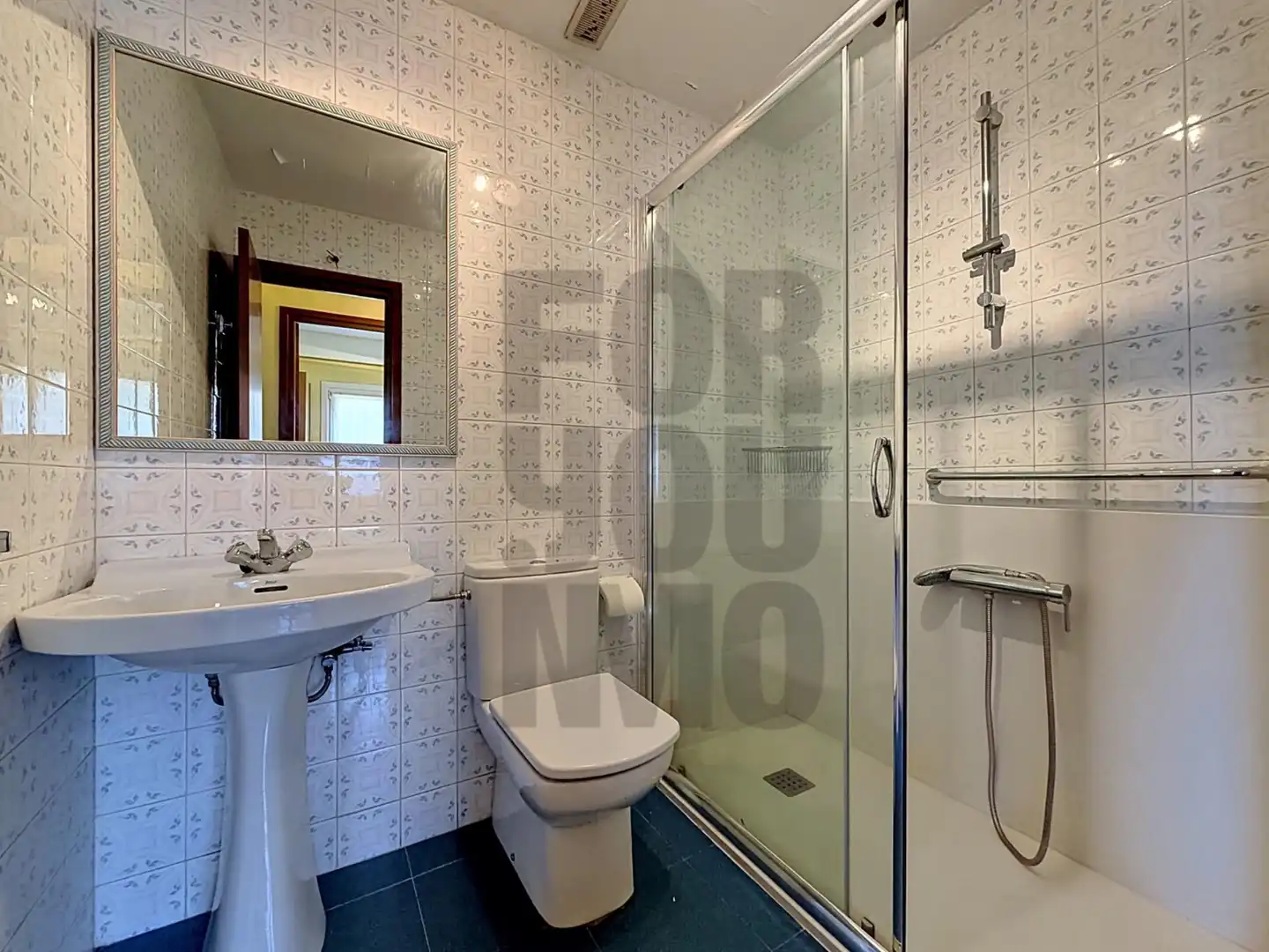 Baño de Piso en venta en Zarautz con Trastero y Balcón