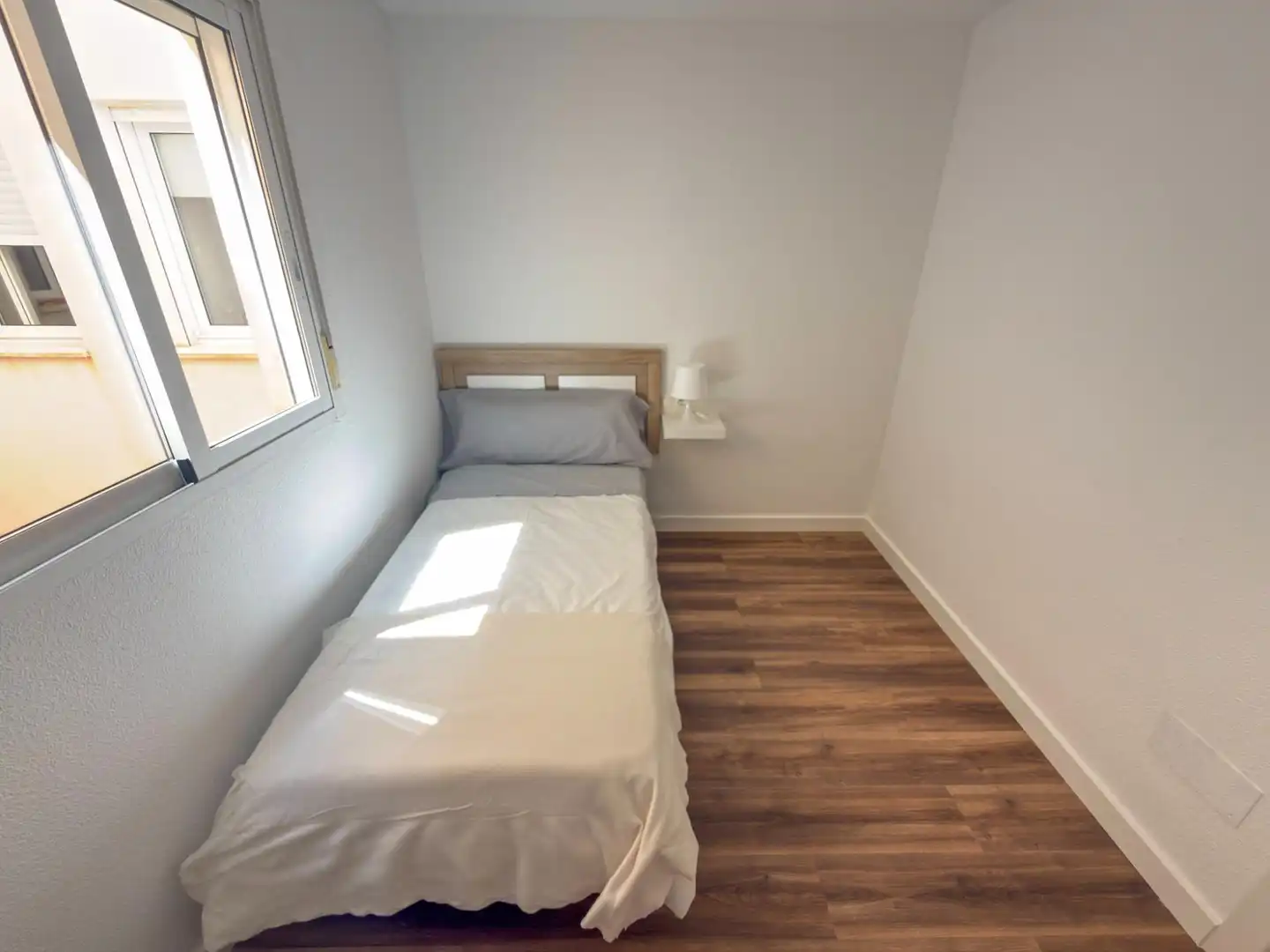 Habitación de Dúplex en venta en Cox con Terraza, Trastero y Amueblado
