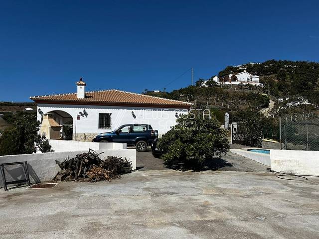 Casa-chalet en Alquiler en Algarrobo pueblo