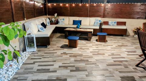 Foto 3 de Casa adosada en venta en Calle Secundino Delgado, San Fernando, Las Palmas