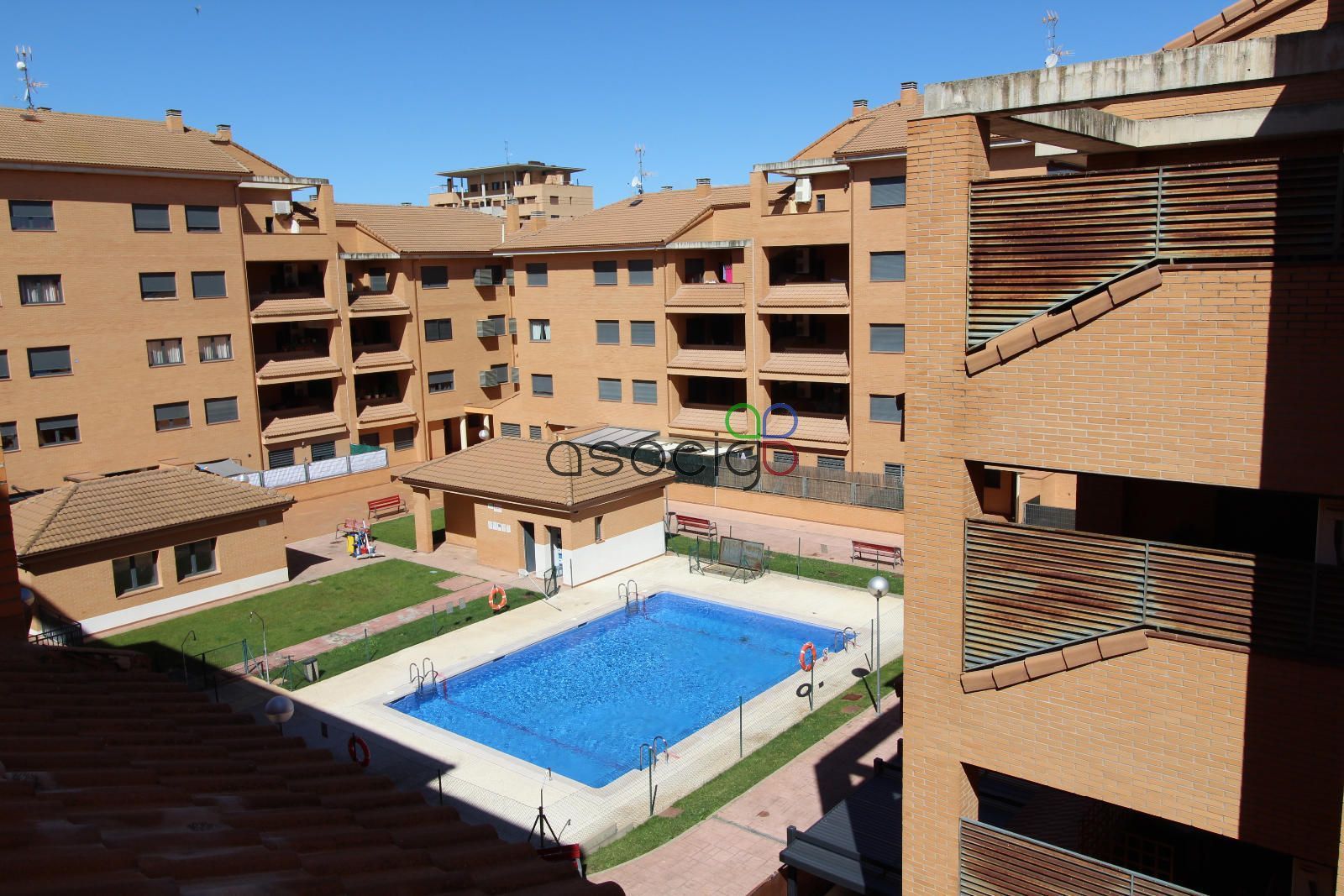 Swimming pool of Flat for sale in Yebes  with Air Conditioner, Heating and Terrace