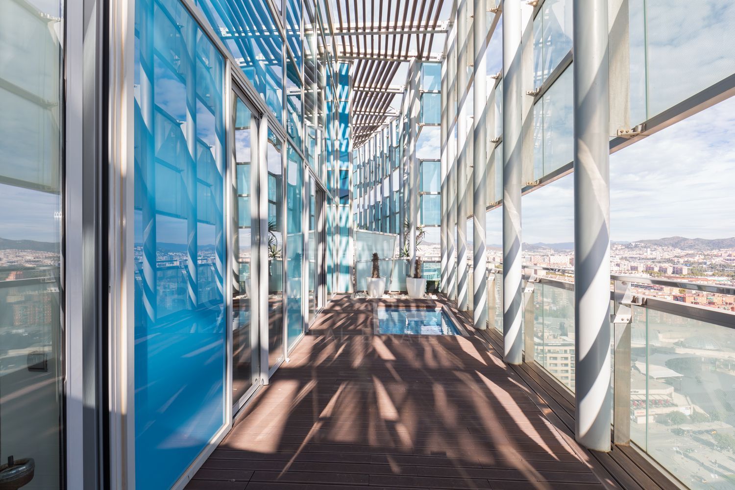 Terraza de Piso de alquiler en  Barcelona Capital con Aire acondicionado, Jardín privado y Terraza