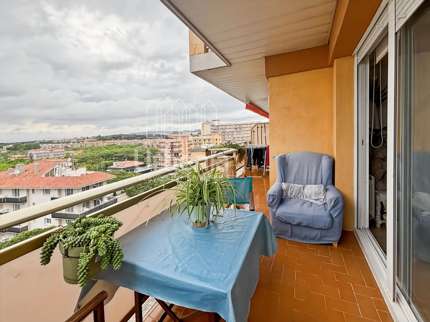 Terrasse von Wohnung zum Verkauf in Blanes mit Terrasse, Schwimmbad und Möbliert