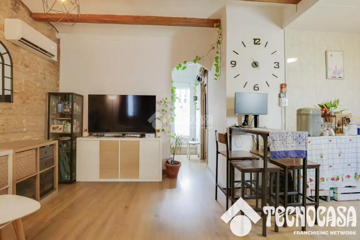 Sala de estar de Piso en venta en Barcelona con Aire acondicionado, Parquet y Terraza