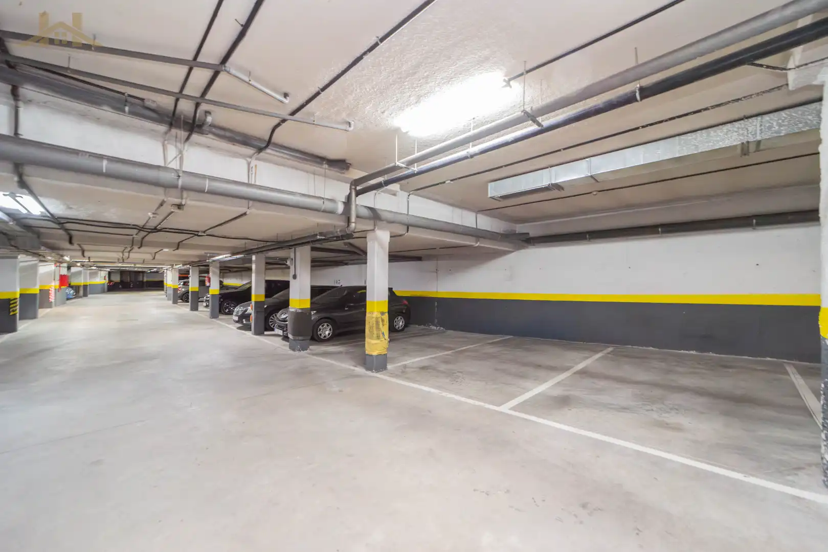 Parking of Attic for sale in Boadilla del Monte  with Air Conditioner, Heating and Private garden