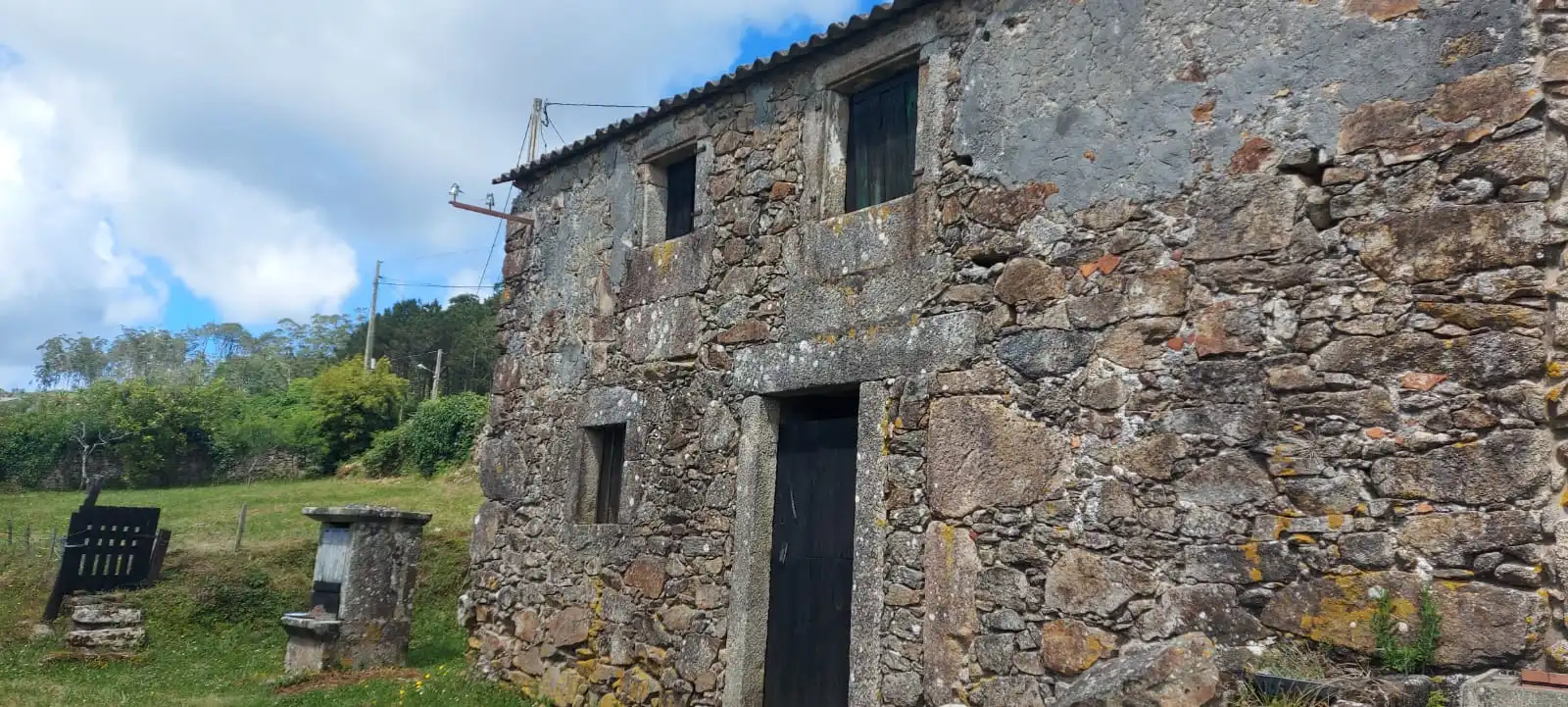 Außenansicht von Haus oder Chalet zum Verkauf in Muxía mit Privatgarten