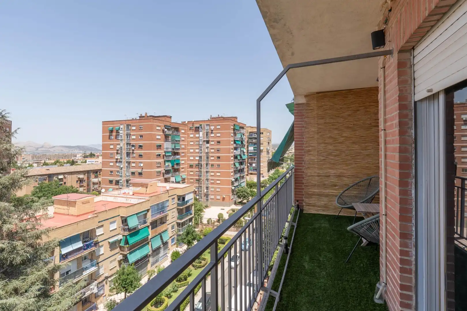 Terrassa de Pis de lloguer en Granada amb Aire condicionat, Calefacció i Jardí privat