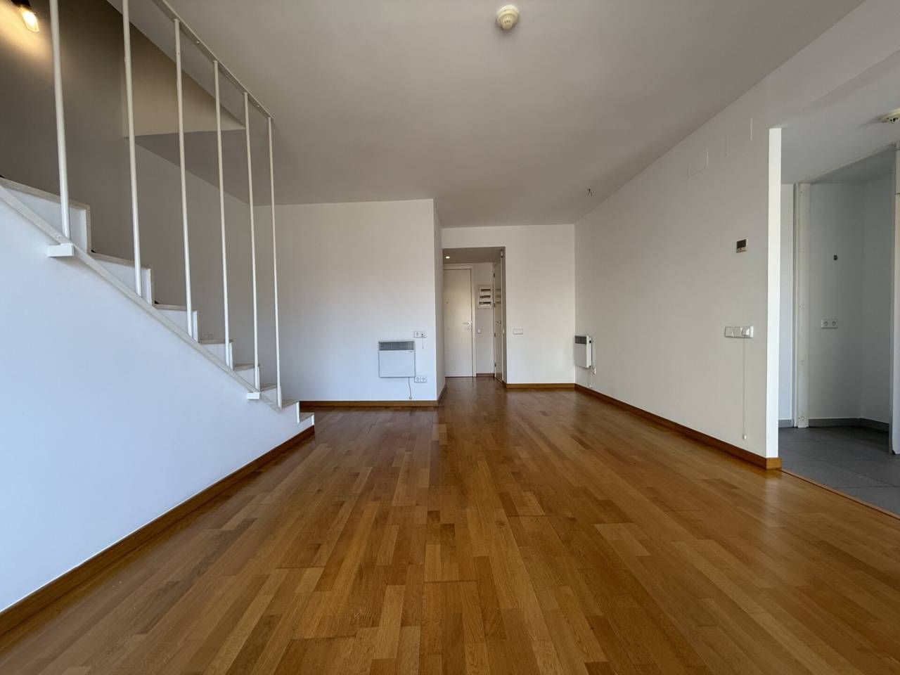 Sala d'estar de Dúplex en venda en Terrassa amb Aire condicionat, Calefacció i Parquet