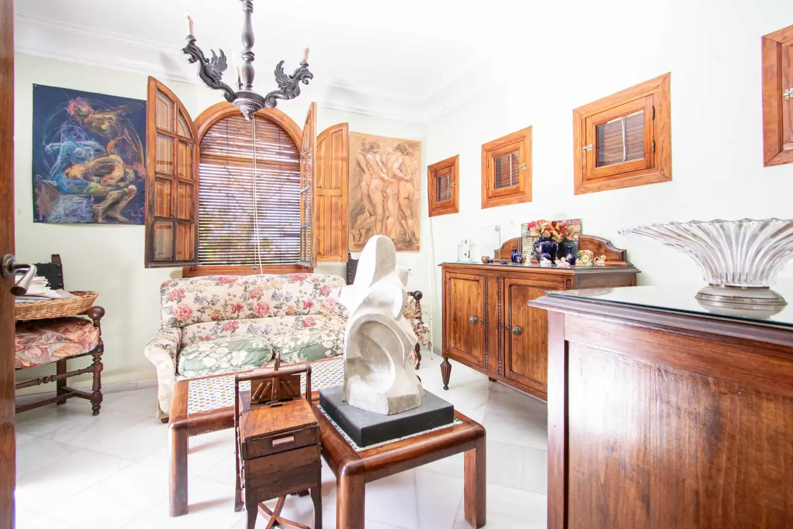 Wohnzimmer von Country house zum Verkauf in Mairena del Aljarafe mit Terrasse, Schwimmbad und Balkon