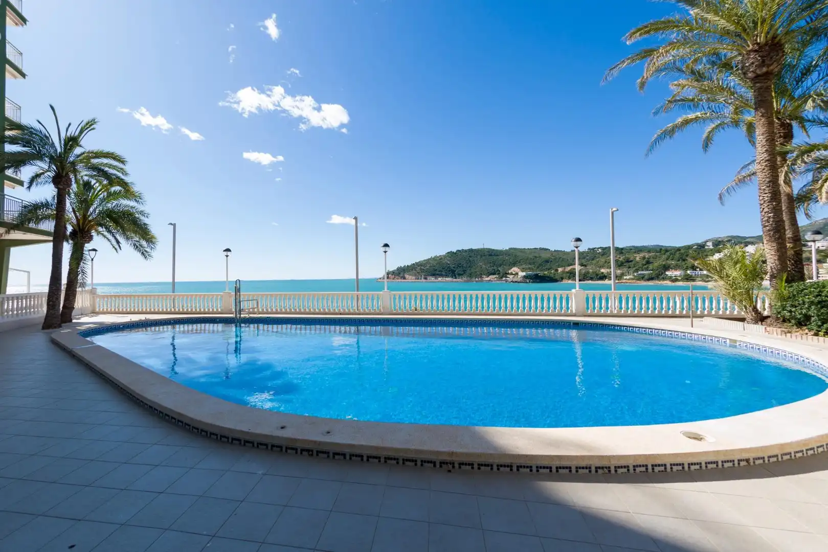 Piscina de Apartament en venda en Oropesa del Mar / Orpesa amb Jardí privat, Terrassa i Traster