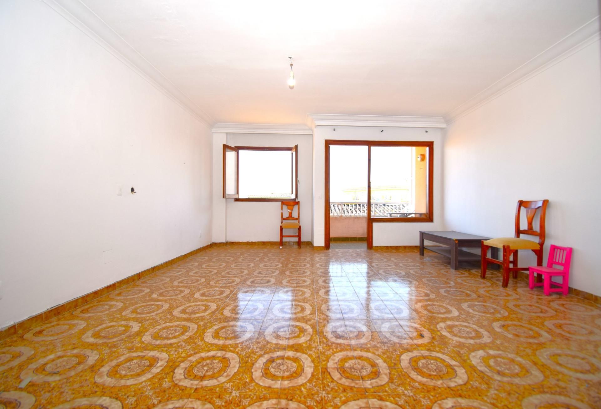 Sala de estar de Piso en venta en Muro con Terraza y Balcón
