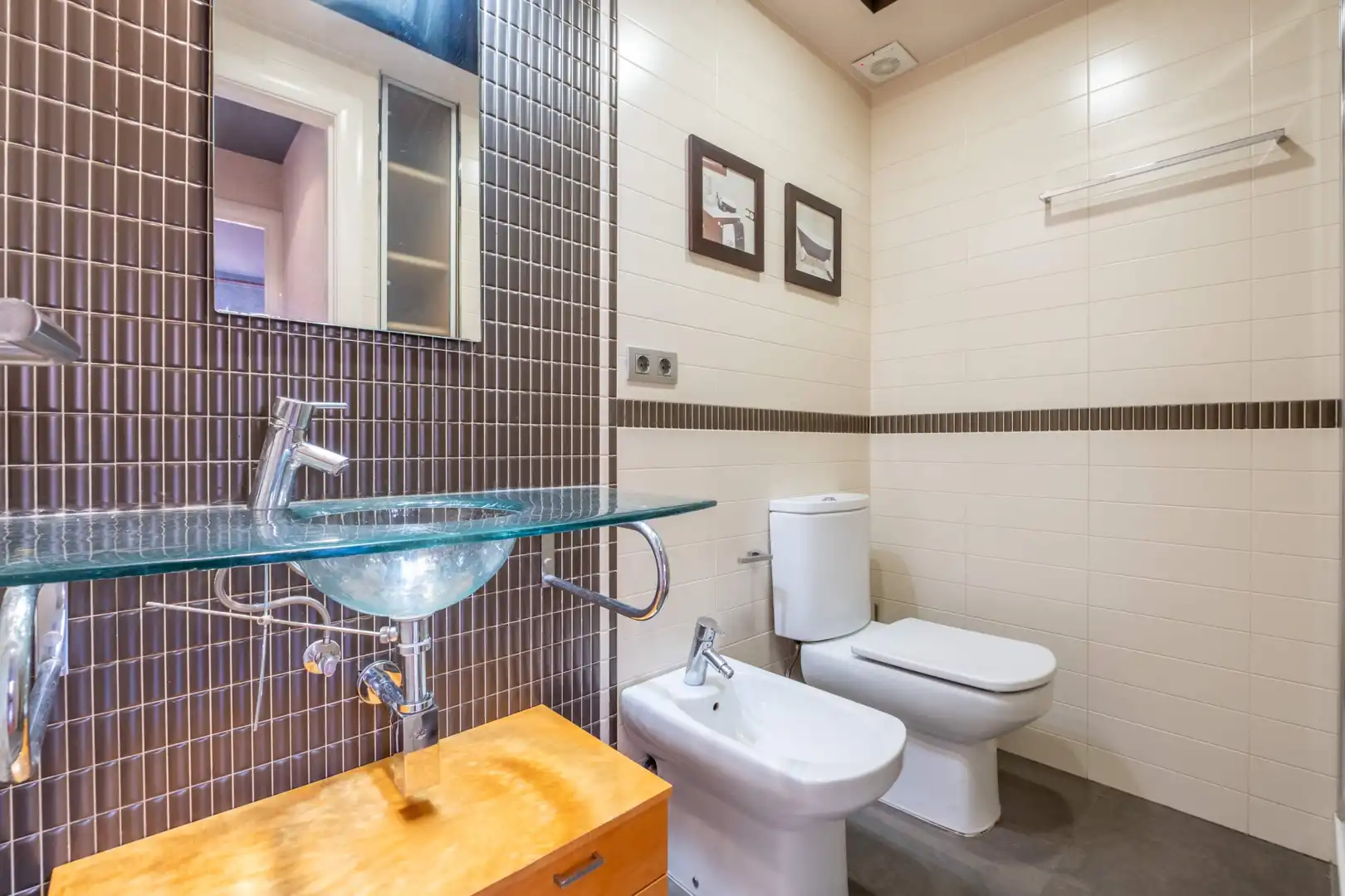 Baño de Piso en venta en Zaragoza con Calefacción, Parquet y Terraza