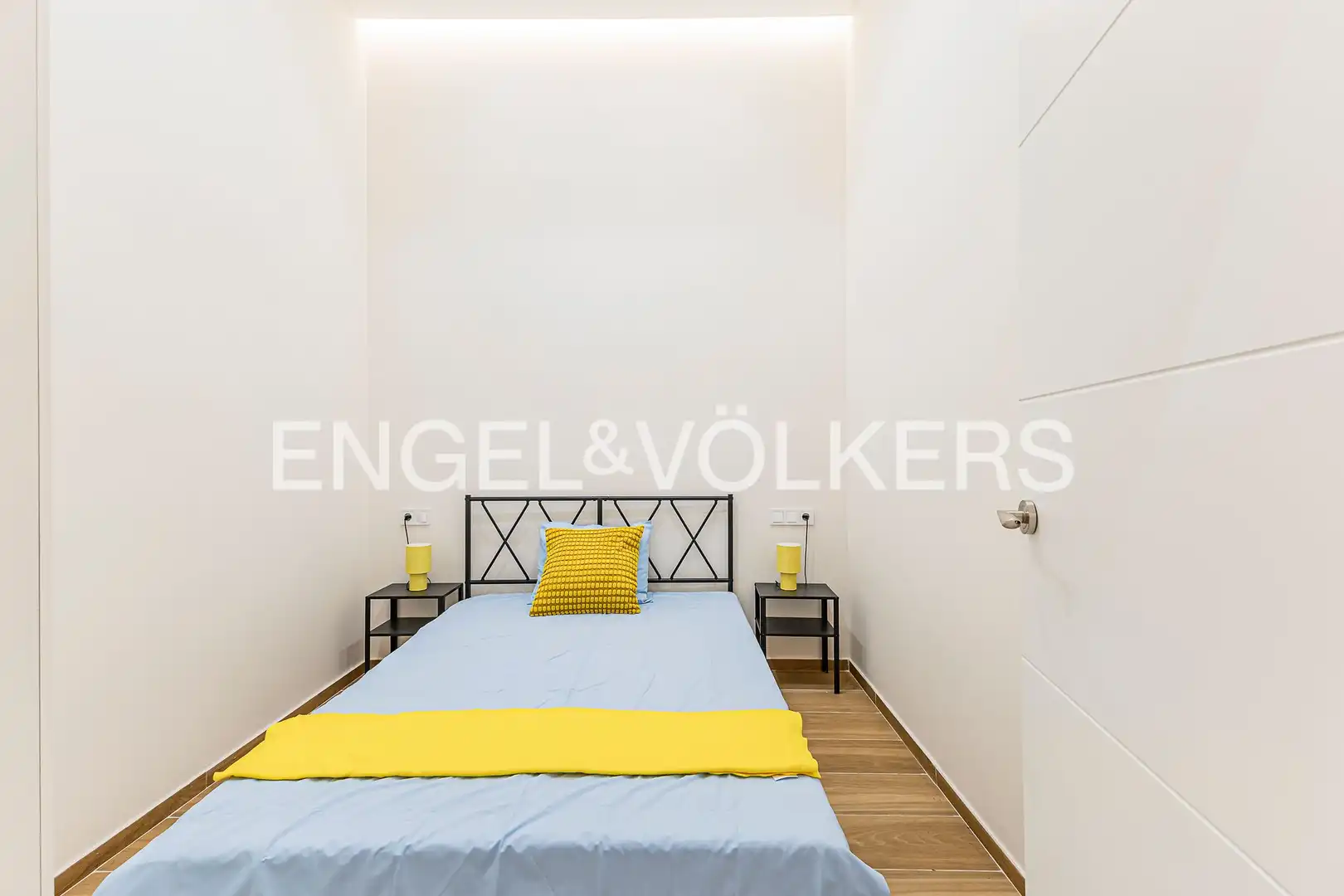 Dormitori de Apartament en venda en Barcelona amb Aire condicionat i Calefacció