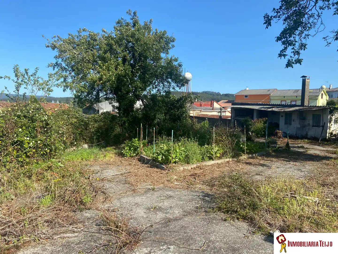 Terreno residencial en venta en Neda, imagen 2