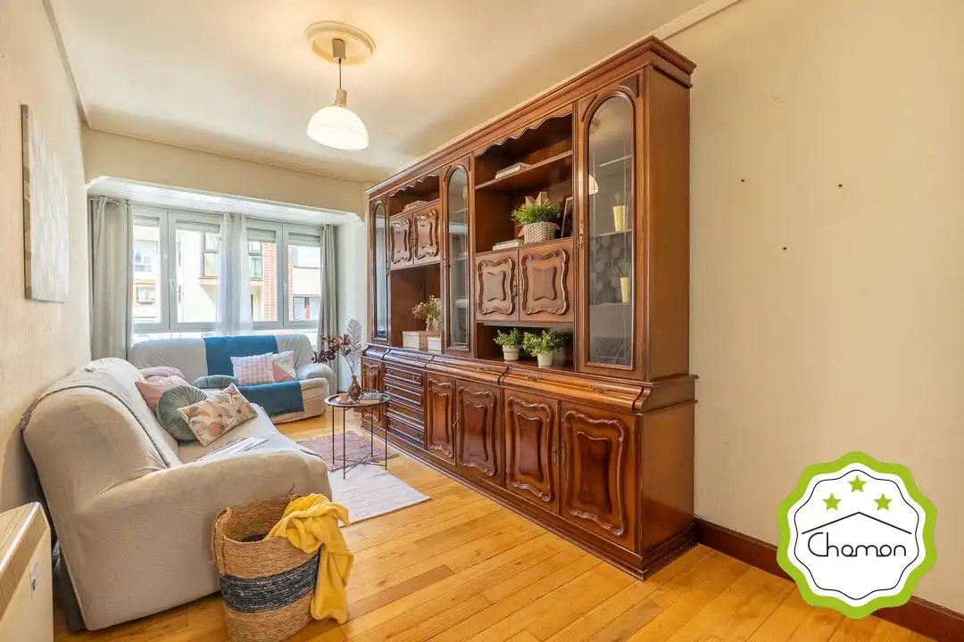 Sala d'estar de Pis en venda en Barakaldo  amb Calefacció