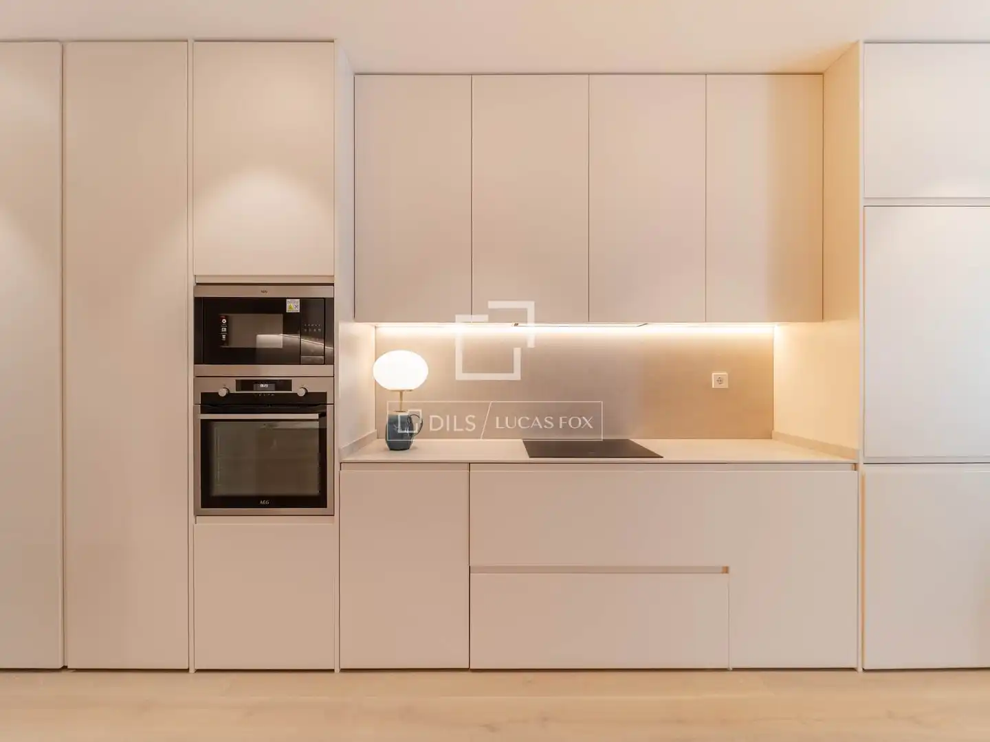 Cocina de Piso de alquiler en Valencia con Aire acondicionado, Amueblado y Balcón