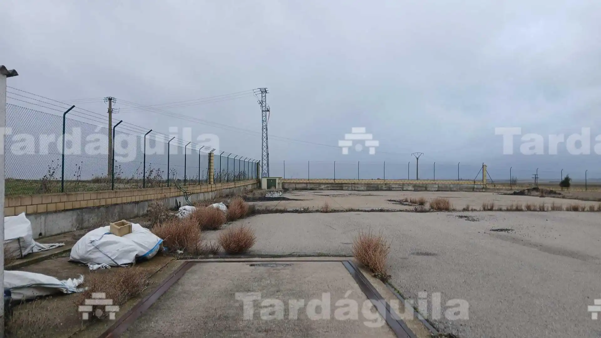 Fabrikhallen zur Miete in Pedrosillo el Ralo