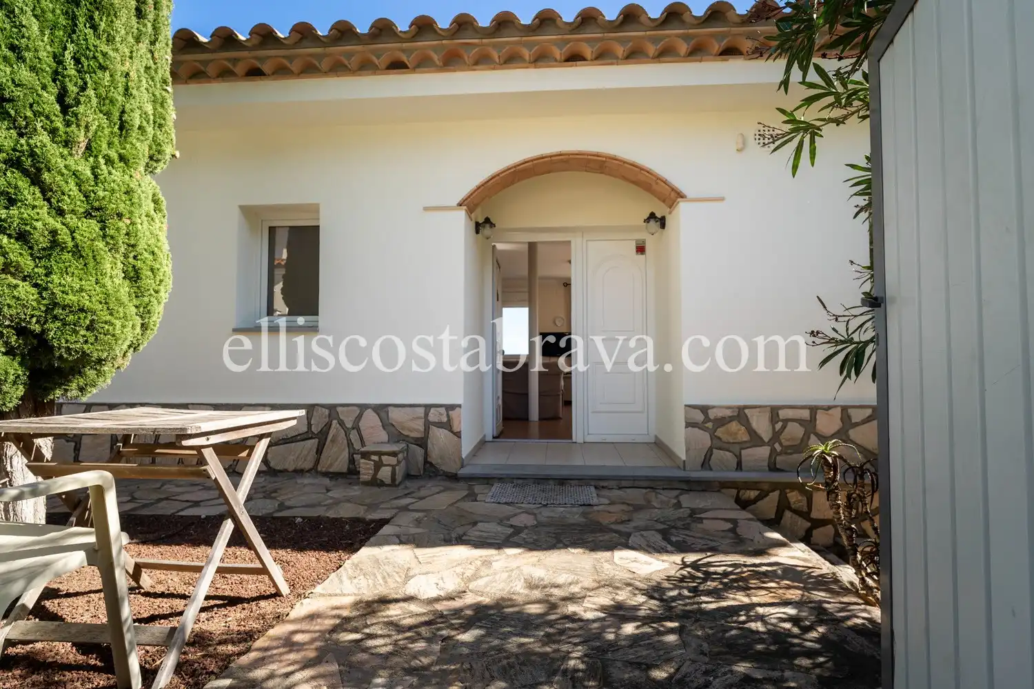 Casa con piscina en venta en Passatge Vall de Bianya, imagen 4