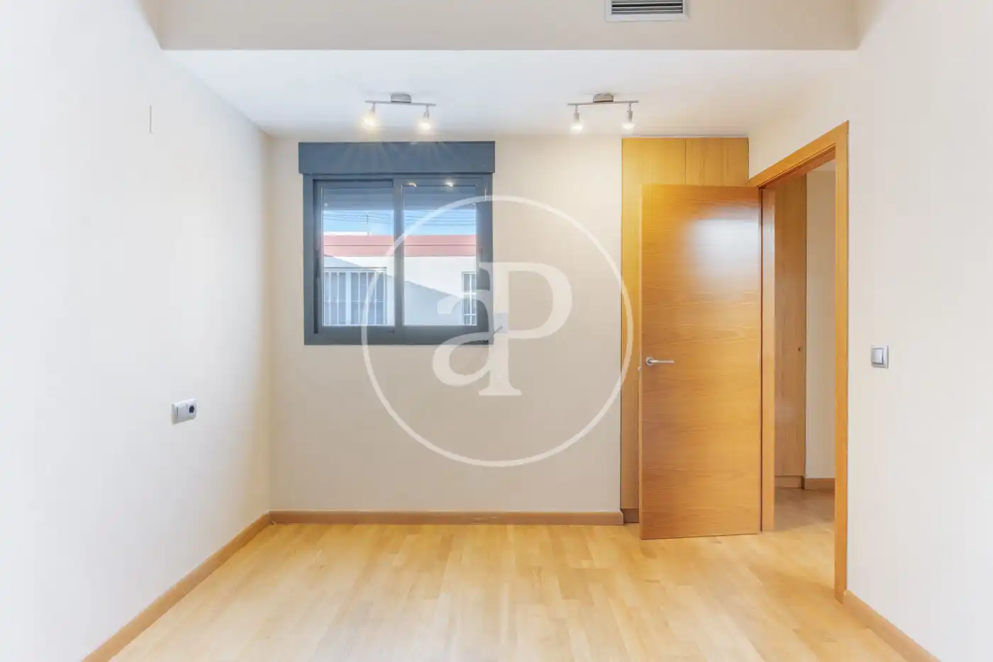 Maisonette zum Verkauf in Valencia mit Klimaanlage, Heizung und Terrasse