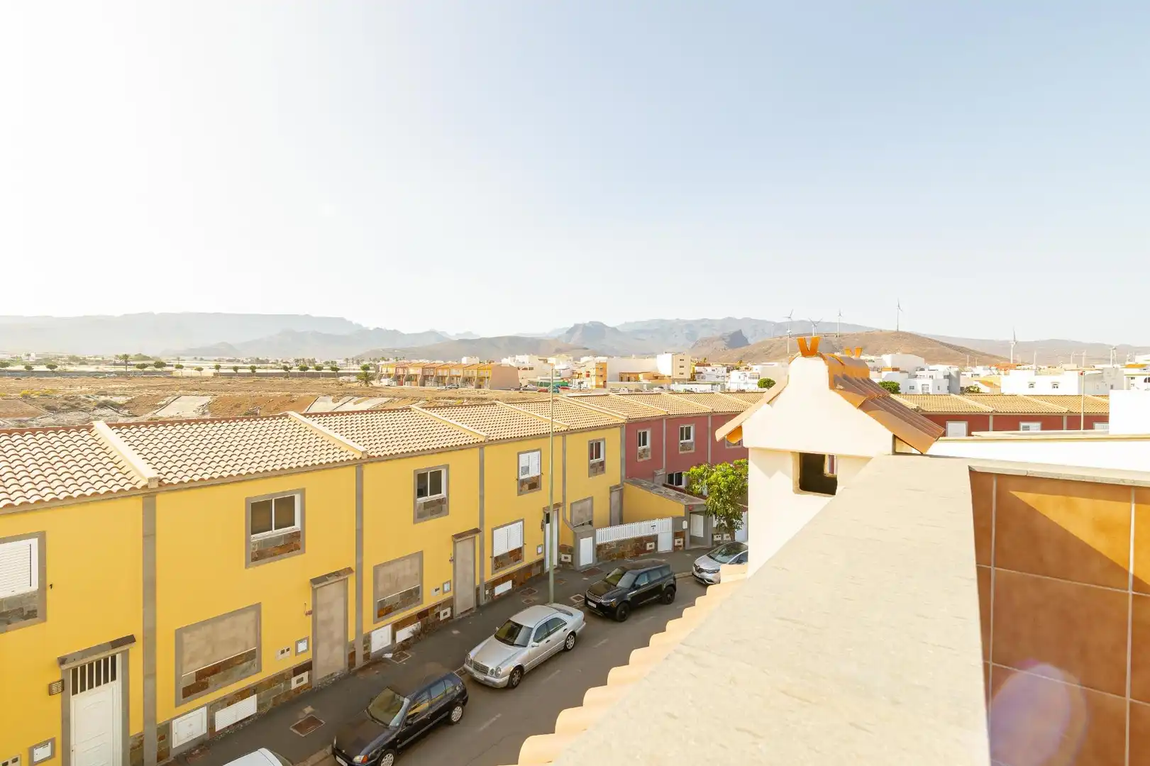 Vista exterior de Casa o chalet en venta en Santa Lucía de Tirajana con Aire acondicionado, Jardín privado y Terraza